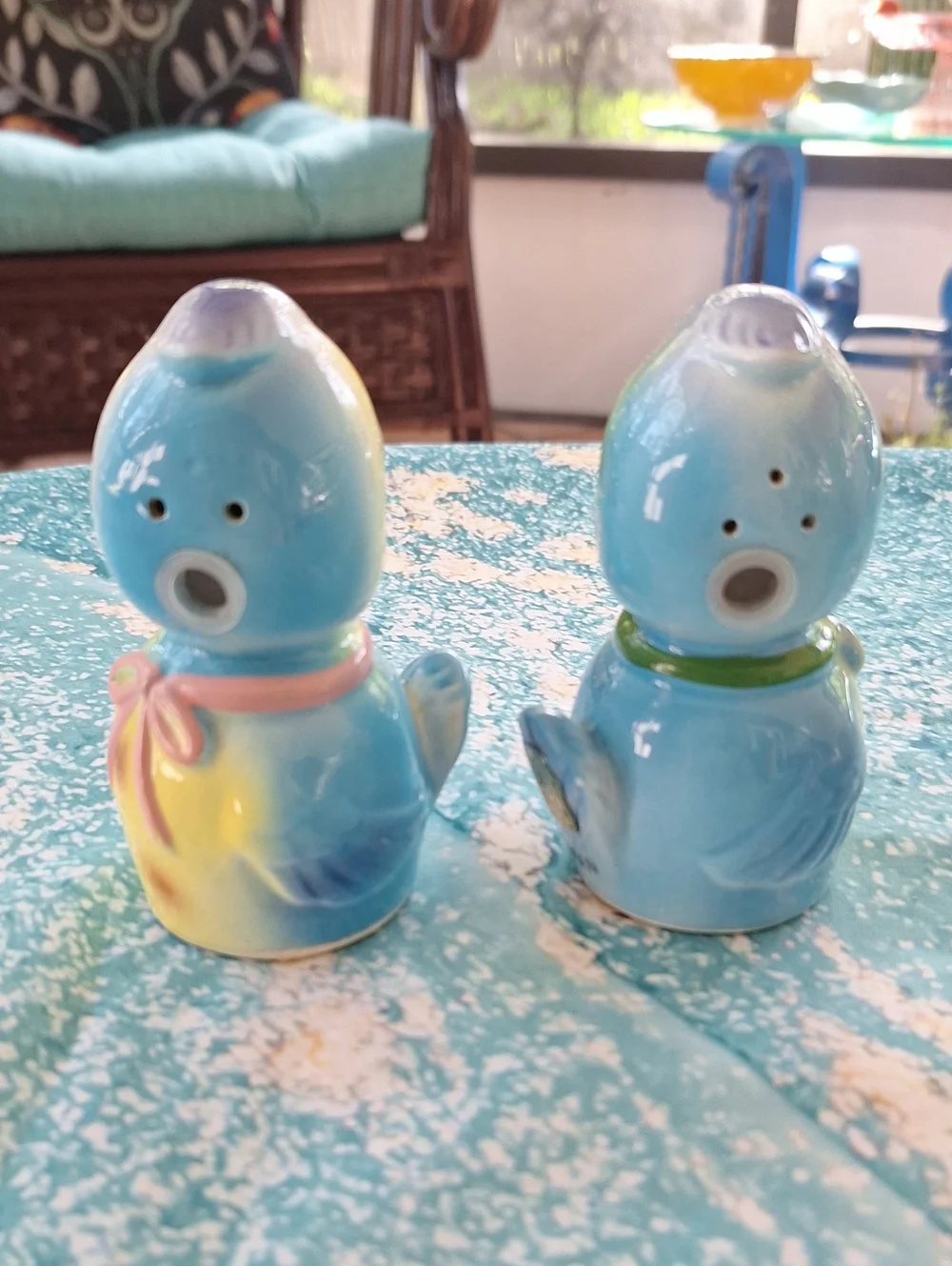 Vintage Pastel Blue Ceramic Bird Salt & Pepper Shakers